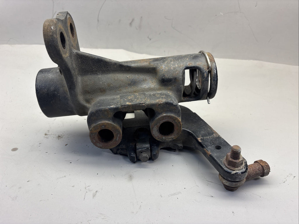 FREIGHTLINER - Tow Housing Brkt, LH A15-27959-000