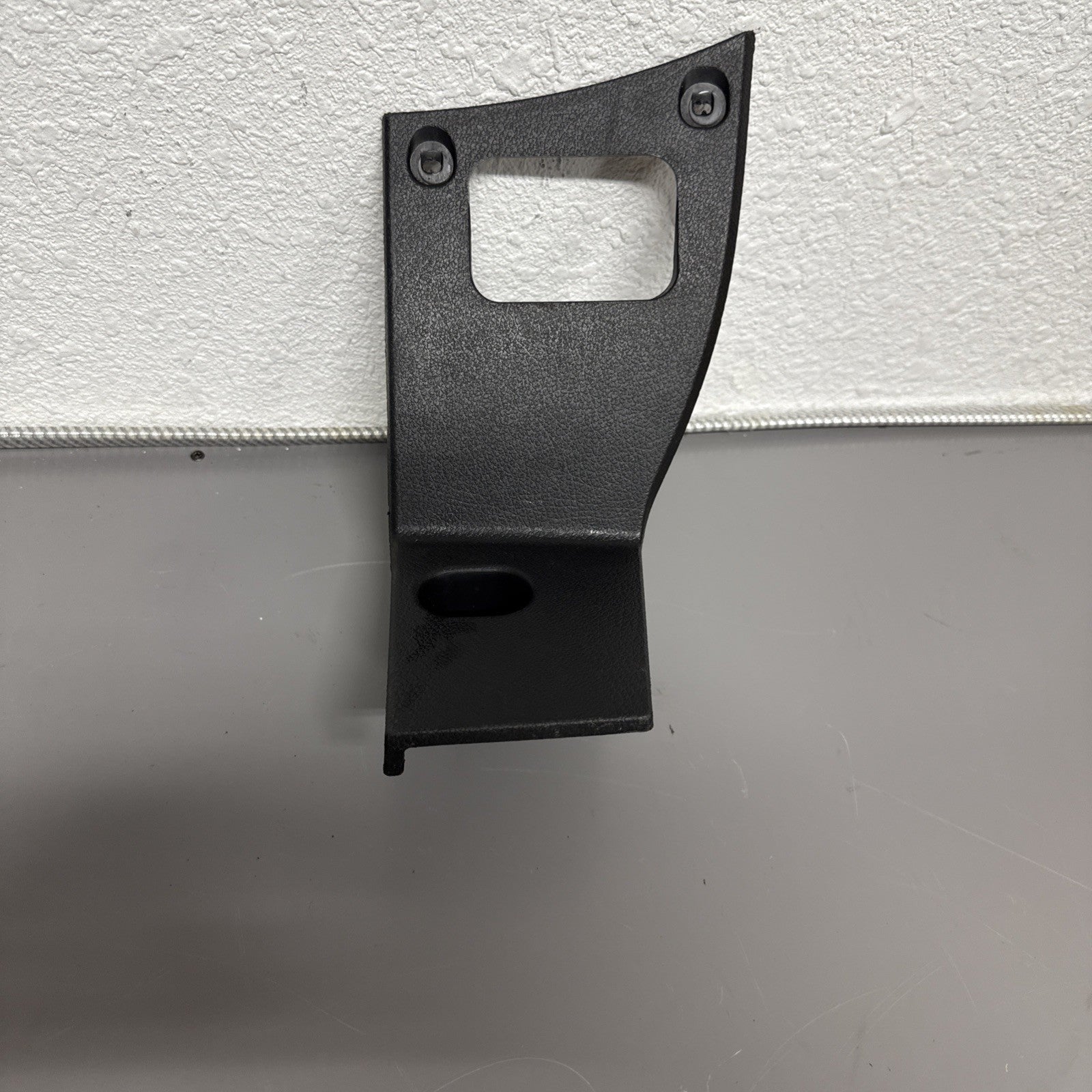 2018-2024 FREIGHTLINER CASCADIA FRONT RIGHT THROTTLE COVER 22-73810-010 OEM