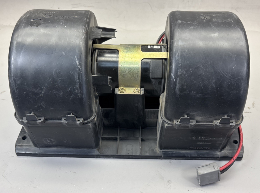Genuine Volvo Behr A6144002 BLOWER MOTOR assembly A5181002 V230001 12V