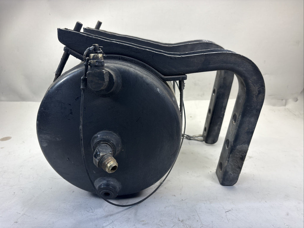 FREIGHTLINER CASCADIA BRAKE AIR TANK W/ BRACKET 12-22432-003 OEM