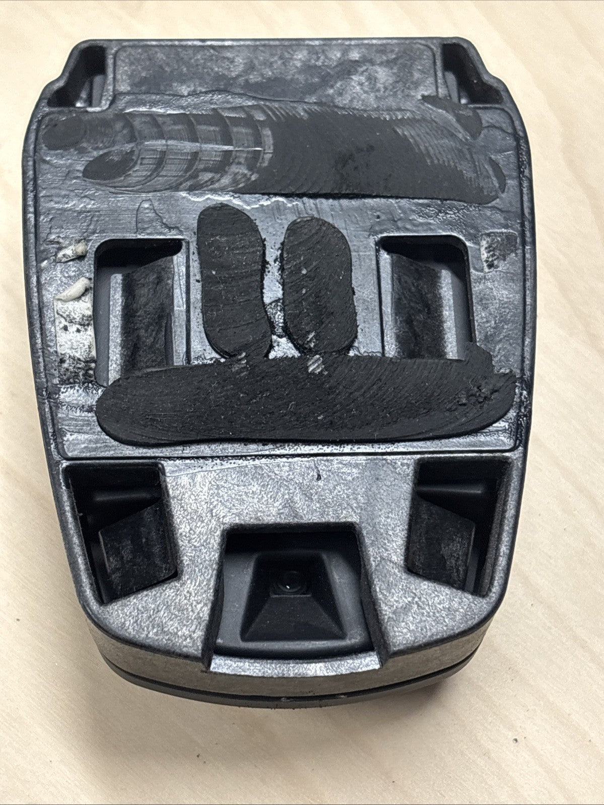 BENDIX  CAMERA Wingman Fusion Bx173150l  232270-109 0Y 29.2 914366 BROKEN CLIPS