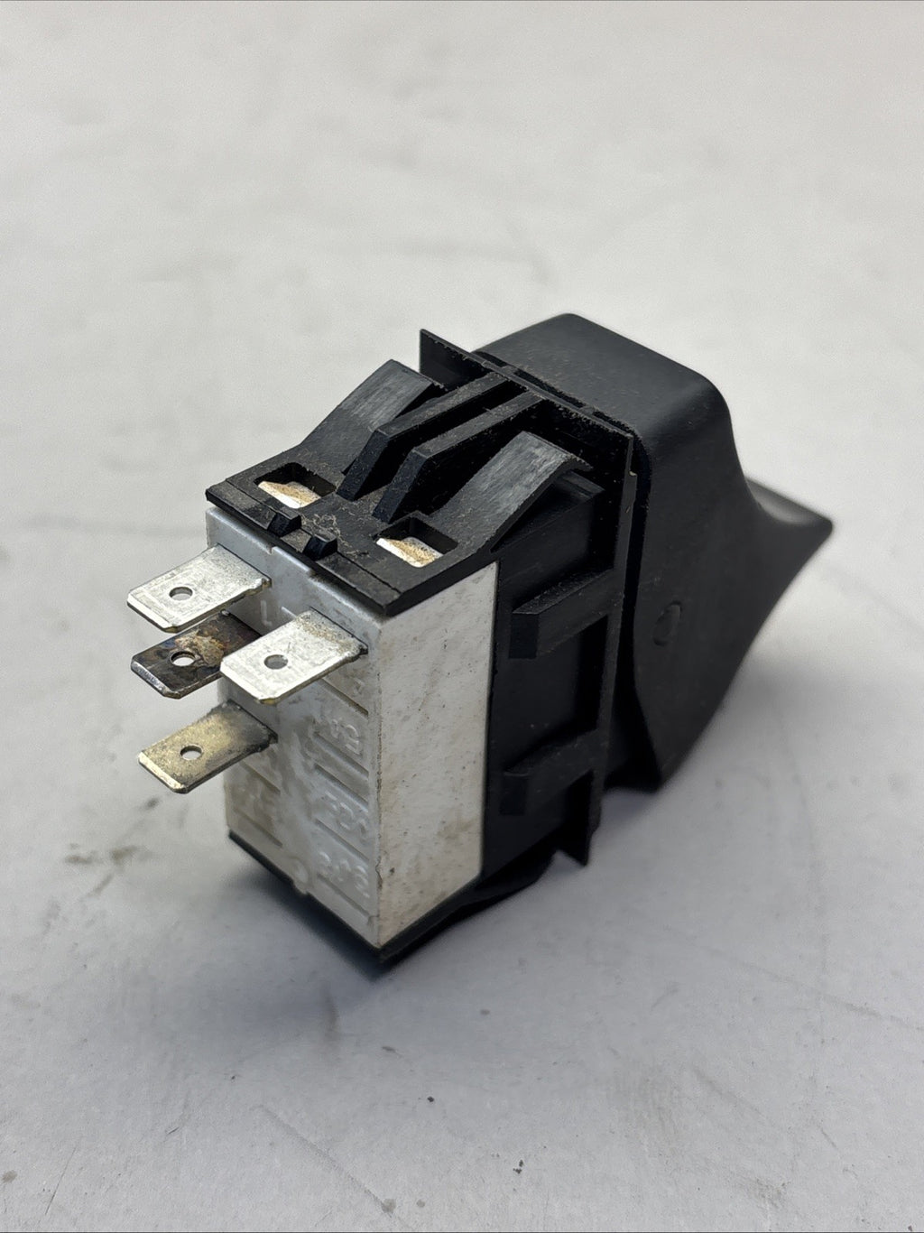 KENWORTH Regeneration Control Rocker Switch P27-1173-010