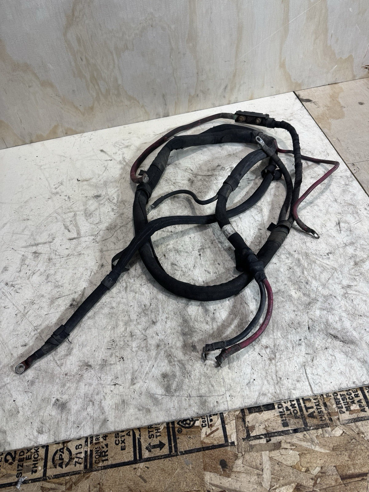 2019-2023 VOLVO VNL 760 D13 12.8L BATTERY WIRE WIRING CABLE 21757933 OEM