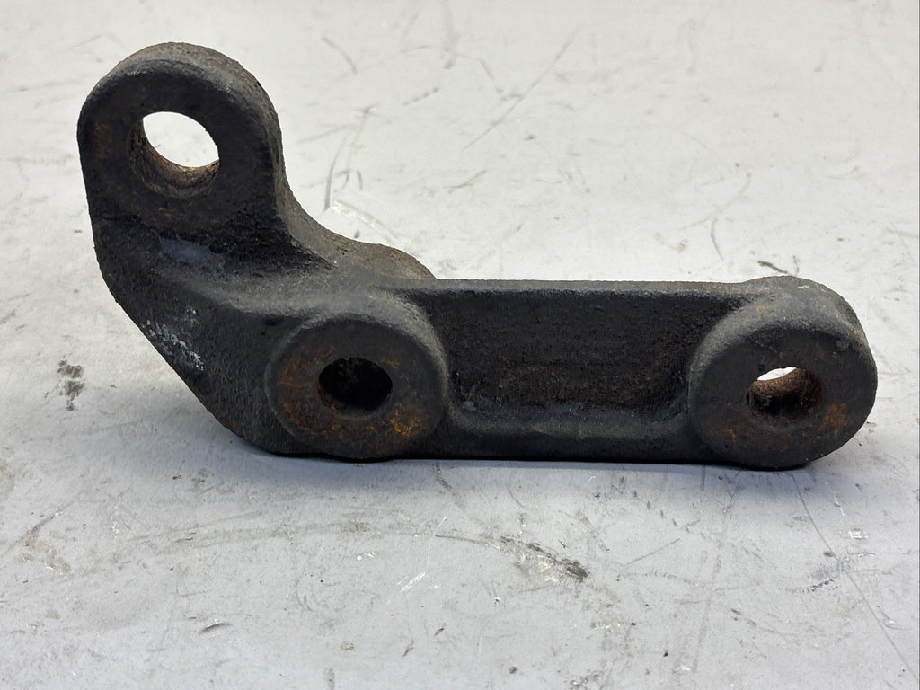 2018-2024 FREIGHTLINER CASCADIA 126 FRONT RIGHT UPPER SHOCK ABSORBER BRACKET OEM