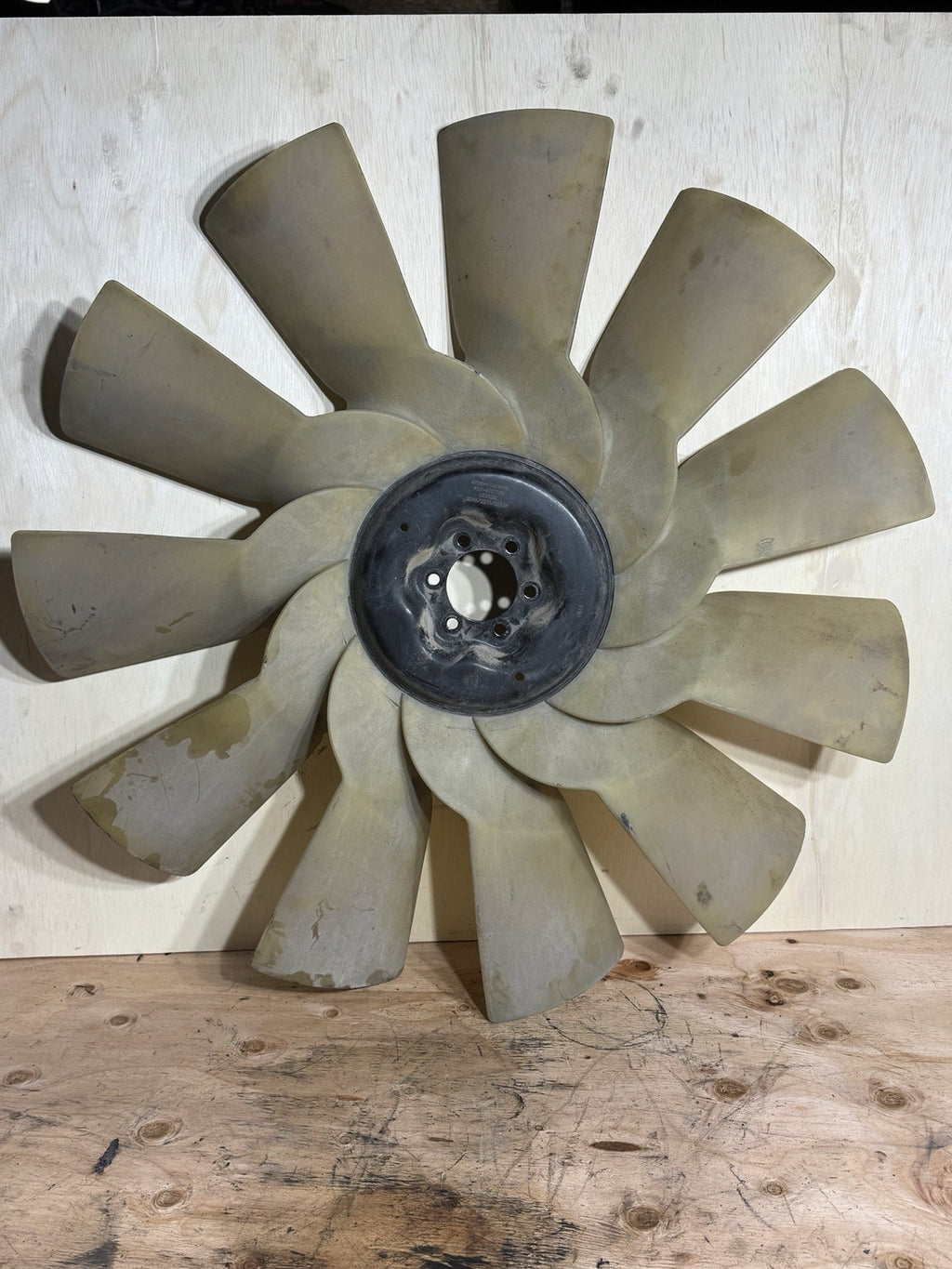 Cummins ISX15 Engine Fan Blade - Used | P/N 47354451006