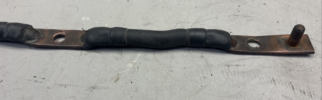 2018-2024 FREIGHTLINER CASCADIA 126 BATTERY NEGATIVE JUMPER A06-93608-001 OEM
