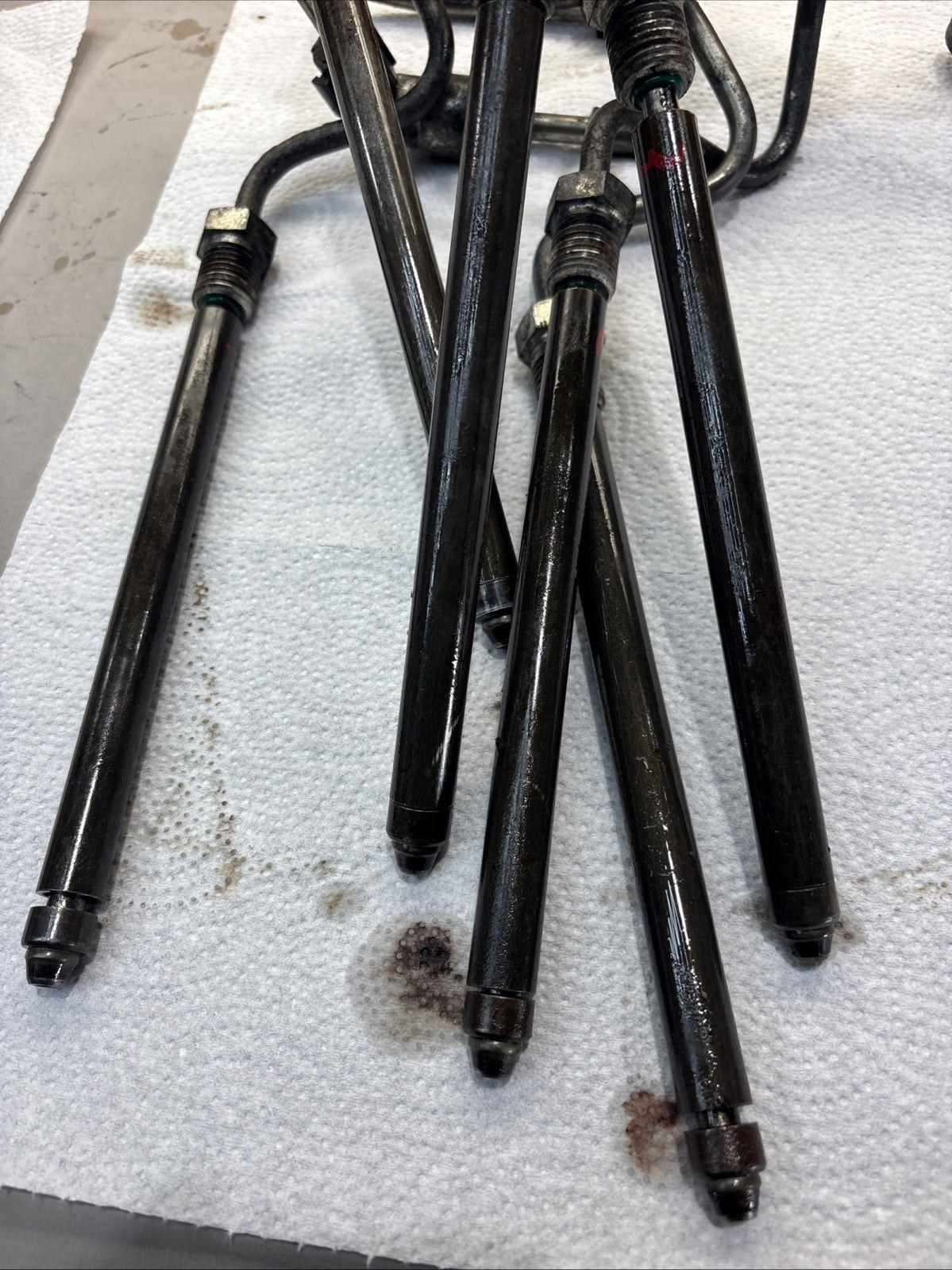 Paccar MX 13  Fuel Injector Line Tube 1-5 Used In Good Condition See Pictures