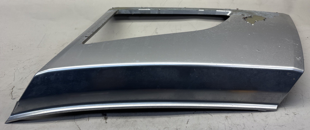 82750054  LH Corner Bumper Trim Fog Light Fits Volvo VNL 82750054 OEM