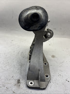 18 TO 24 FREIGHTLINER RIGHT SIDE HOOD SUPPORT 17-21082-001 A17-21080-001