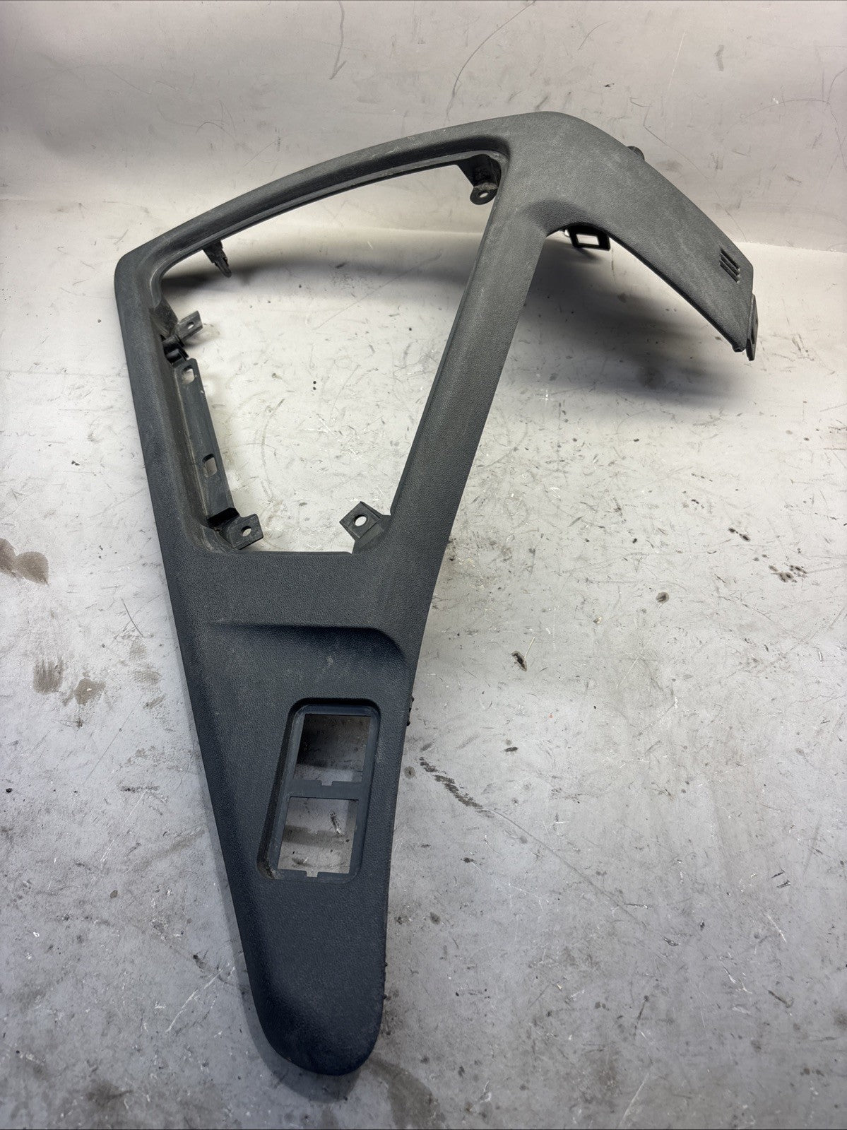 2019 - 2024 Volvo VNL 760 Dash Board Panel Upper Cover 