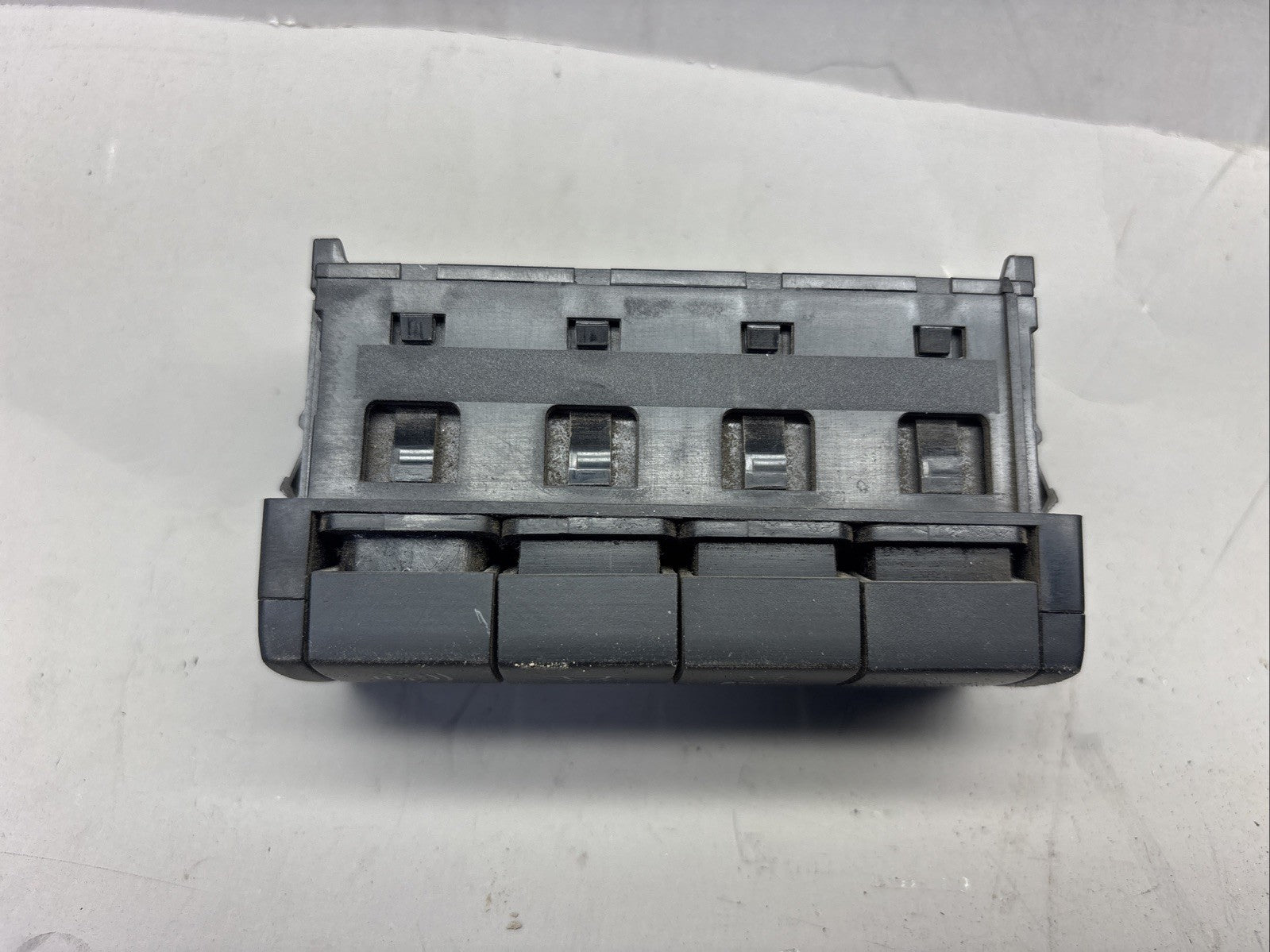 Freightliner OEM A06-90732-000 Sleeper Switch Panel