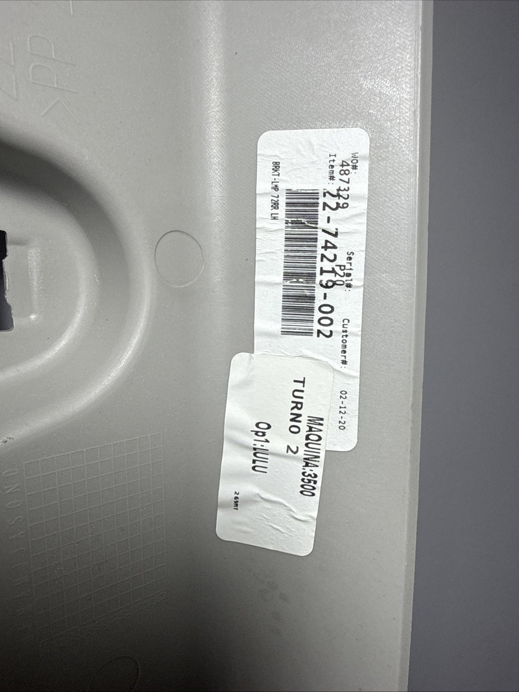 Freightliner Cascadia Sleeper Roof Lamp Bracket LH 22-74219-002
