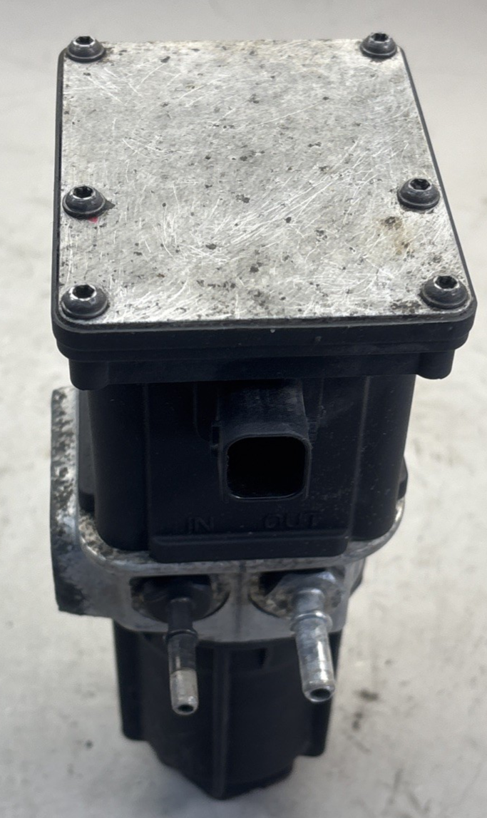 Freightliner CASCADIA OEM DEF Pump # A 000 140 77 78 / A0001407778