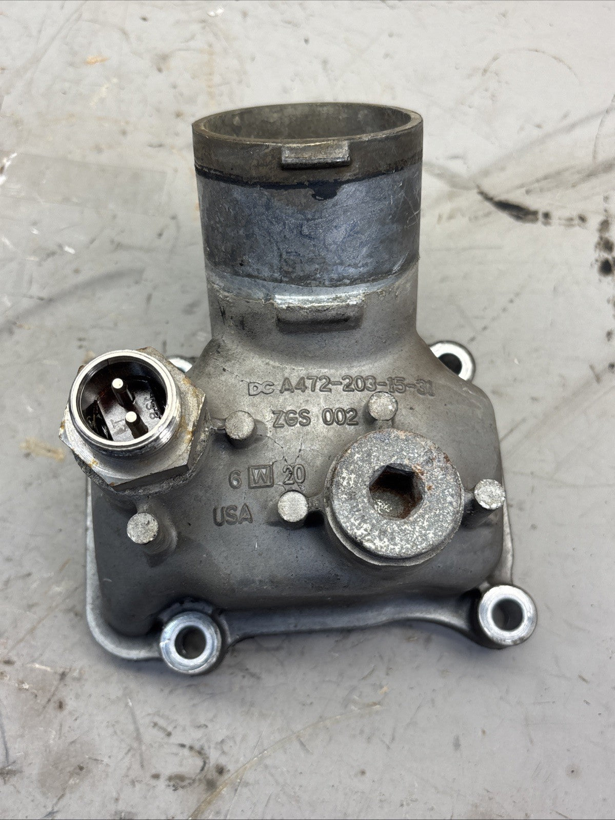 Detroit DD15 Thermostat Housing  A 472 203 15 31