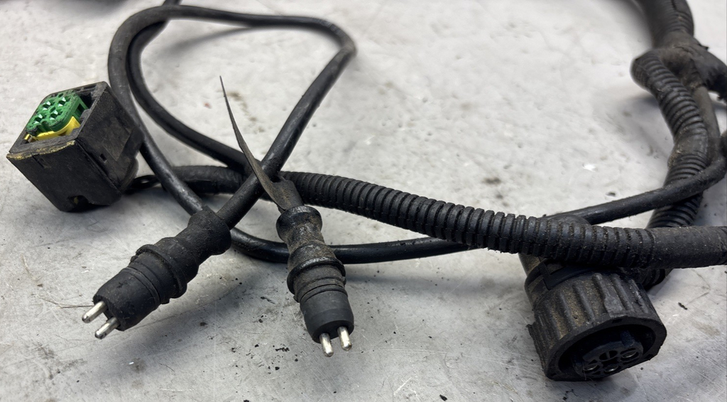 Freightliner A06 91093-000-C Harness ABS Forward Split Sensor