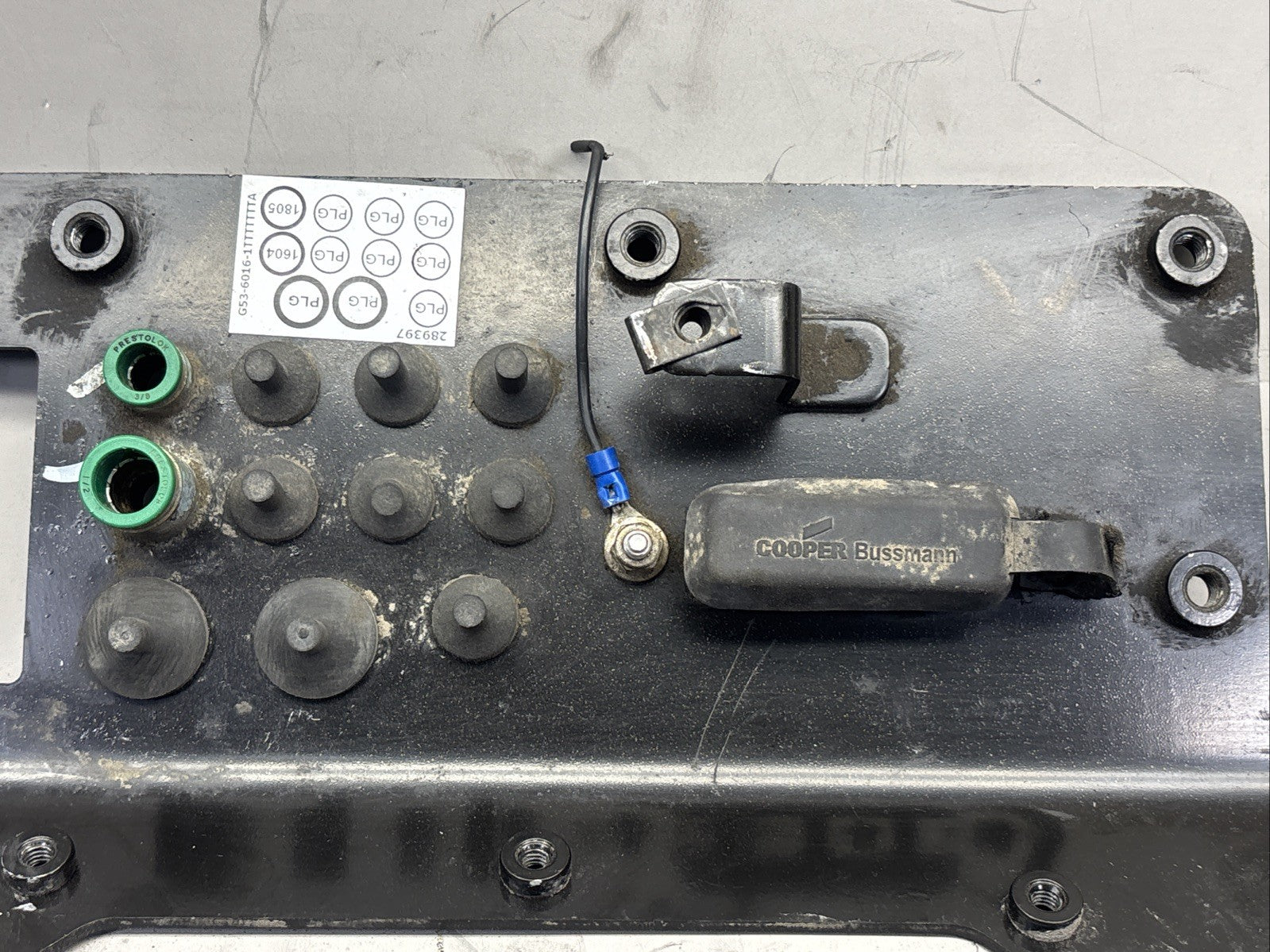 PETERBILT 579 PACCAR CAB FIREWALL BULKHEAD ASSEMBLY R64-6162