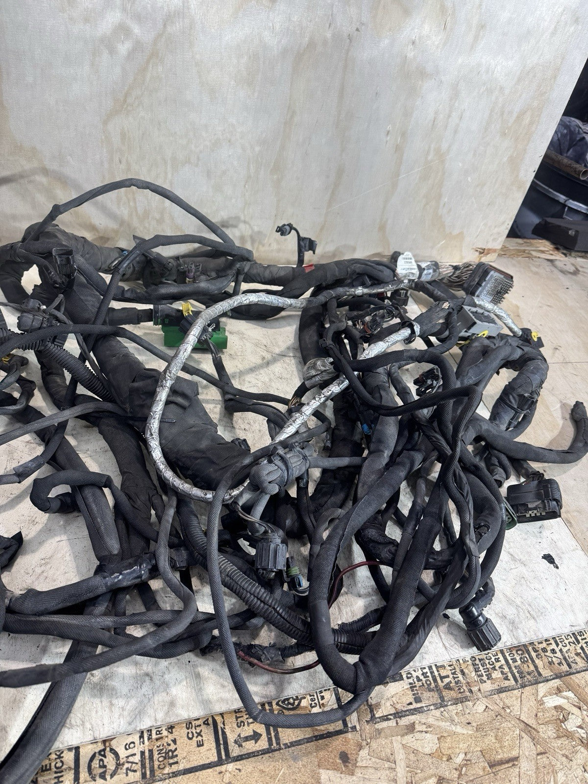 Genuine Oem Volvo Wire Harness P/N 23201065 Genuine Volvo Part