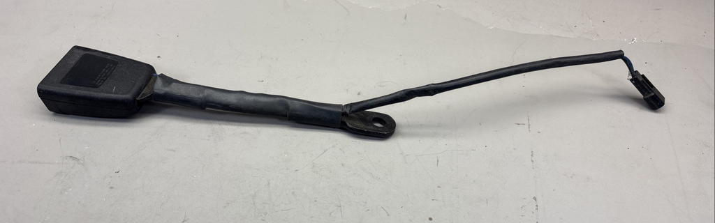 Freightliner CASCADIA Left side Seat Belt Latch - Used