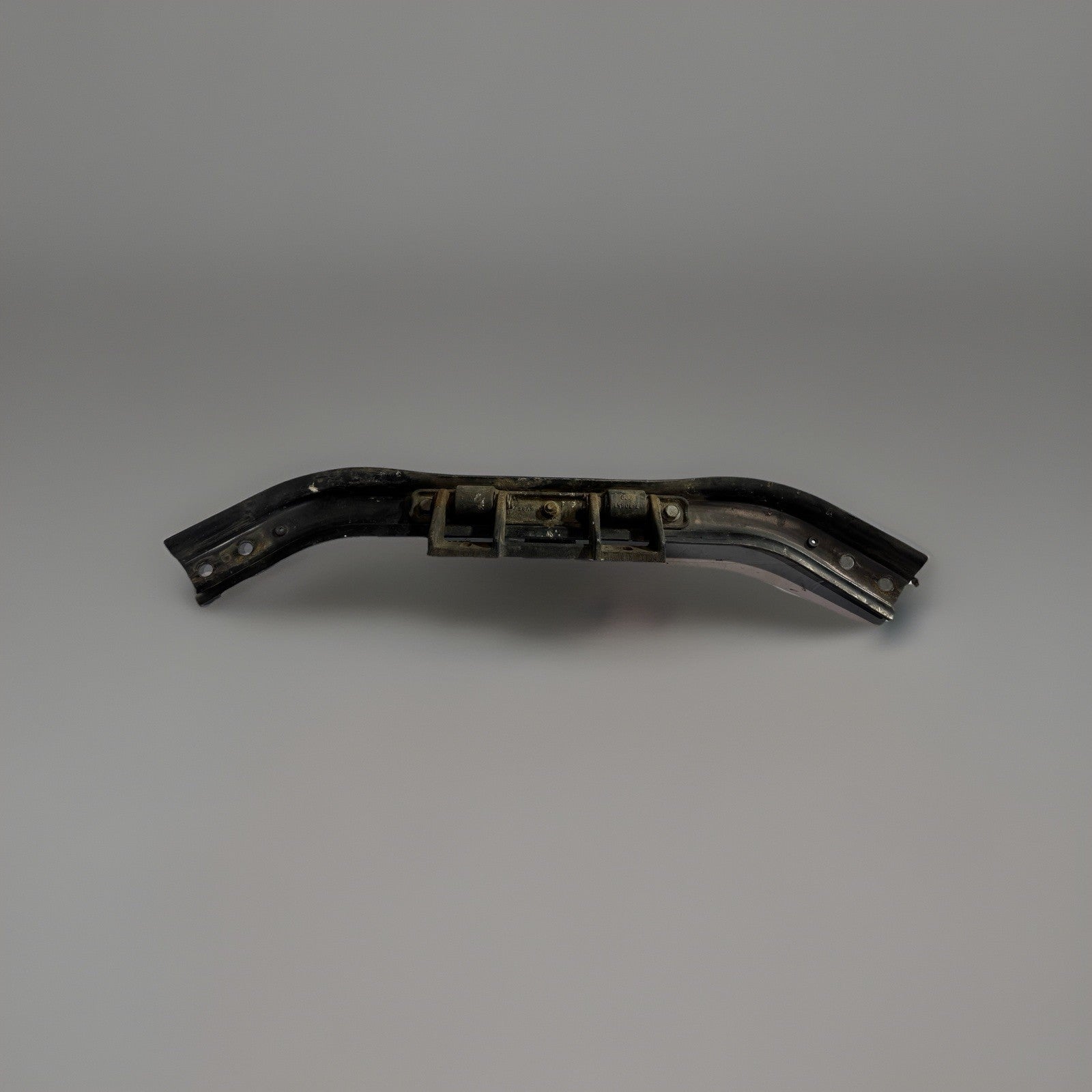 2022 FREIGHTLINER CASCADIA HOOD HINGE W/ BRACKETS A17-20520-002