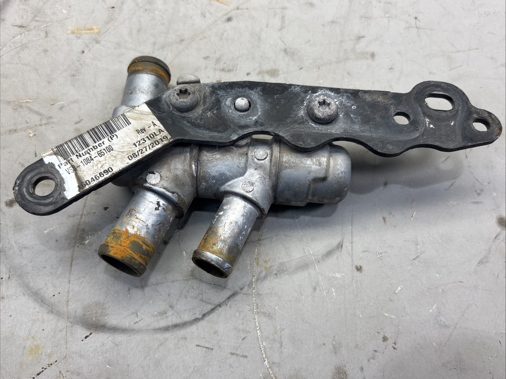 2019 Paccar MX-13 EPA 17 Water Diverter tube v58-1084-65100 / 16046690