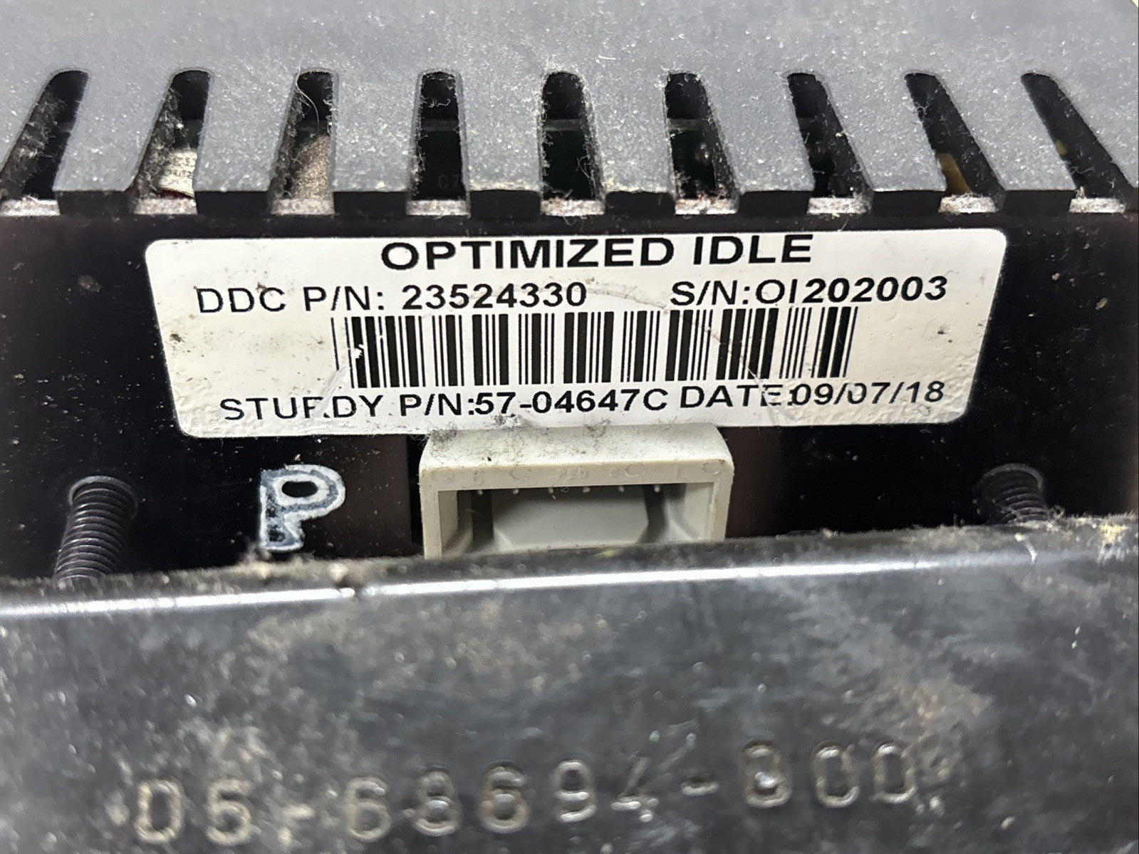 DETROIT DIESEL Optimized Idle Control Module 23524330 from a 2016 Cascadia