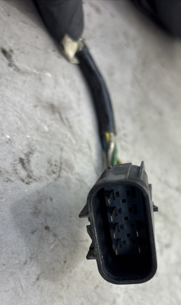FREIGHTLINER CASCADIA BLACK MIRROR - POWER & HEATED (L/H) #A22-60713-002