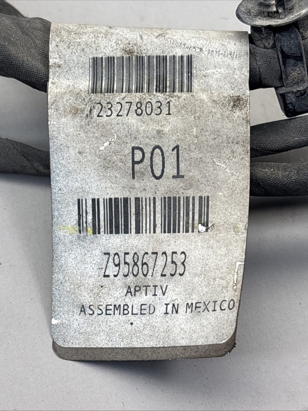 23278031 Headlight and Marker light Wiring Harness for Volvo