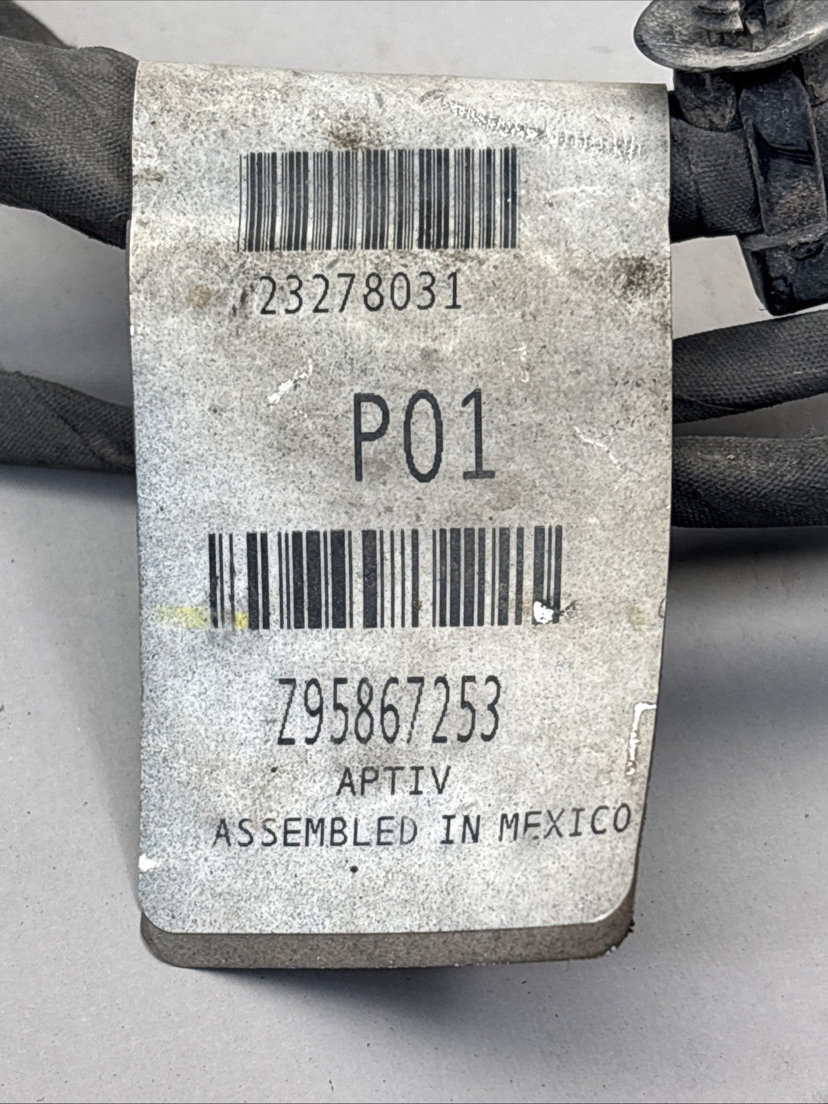 23278031 Headlight and Marker light Wiring Harness for Volvo