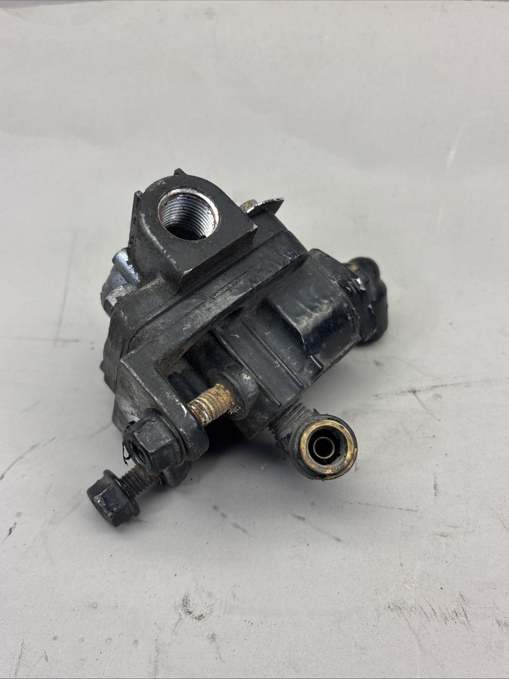 BENDIX T-240004-D QUICK RELEASE VALVE