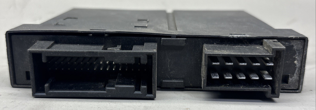 A66-08046-000 Freightliner Left Door Module