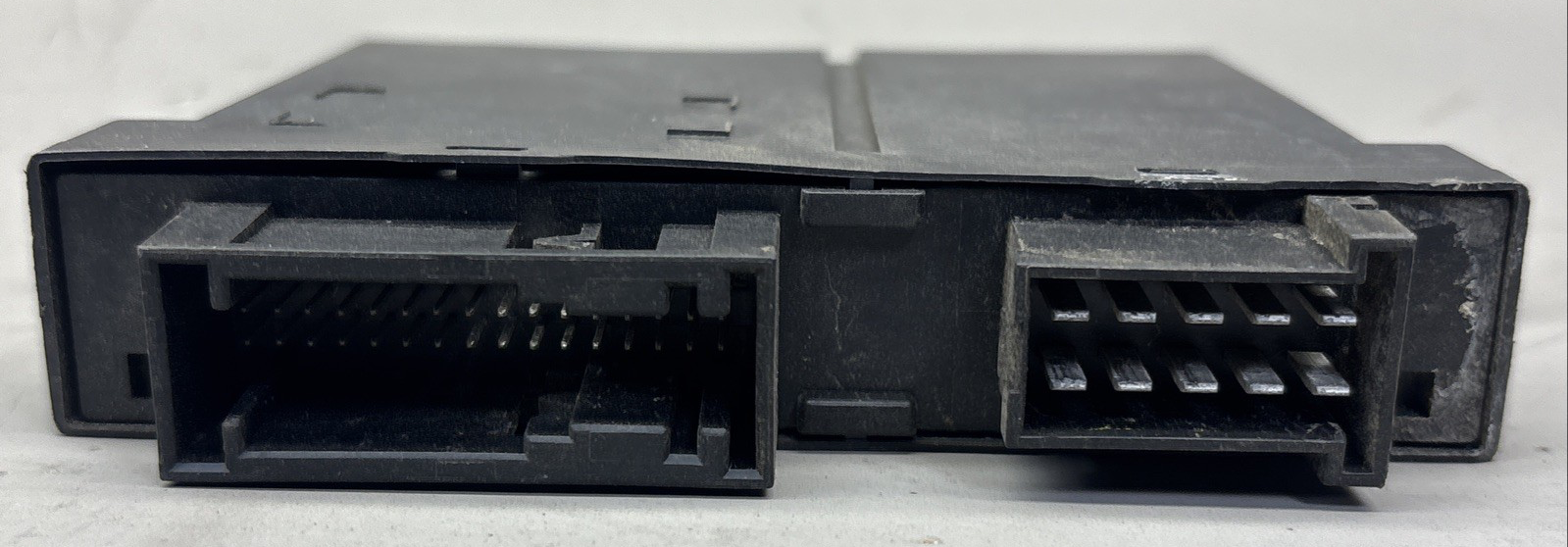 A66-08046-000 Freightliner Left Door Module