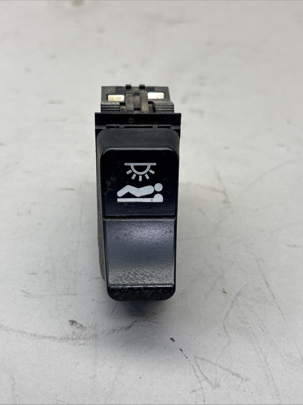 KENWORTH Sleeper Bunk Dome Light Rocker Switch P27-1173-014