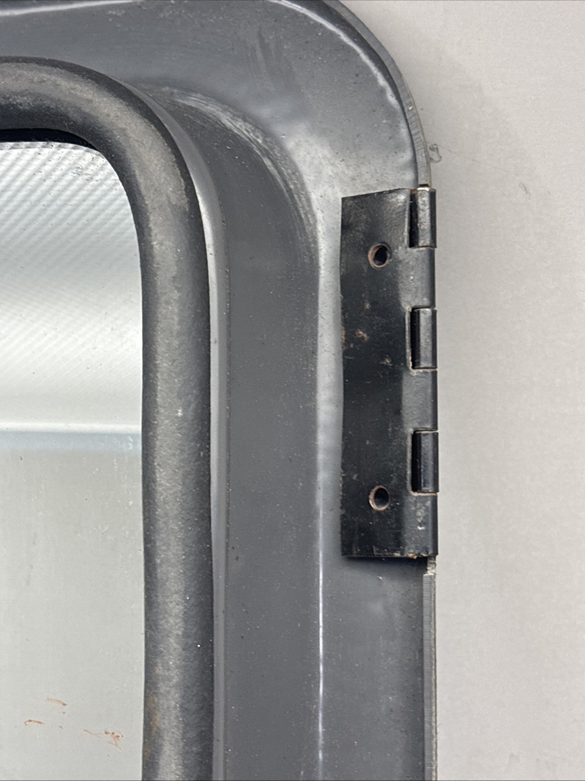Mack 3200-32C2026730C Charcoal LHS Peep Window Assembly