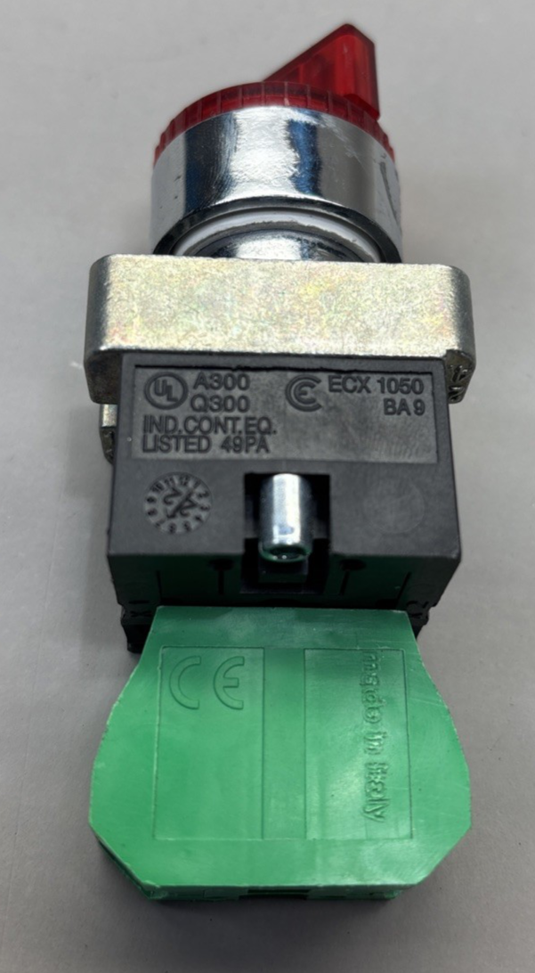 Automation Direct ECX-1050 Switch with ECX-1040 Contact Block - Free Shipping