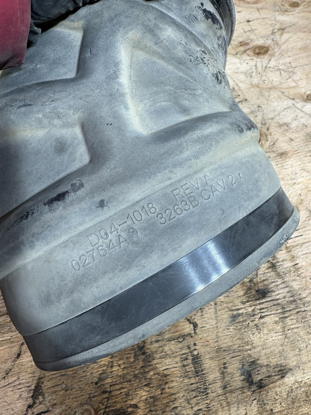 21 KENWORTH  D04-1018 ELBOW - 45 DEGREE REDUCER