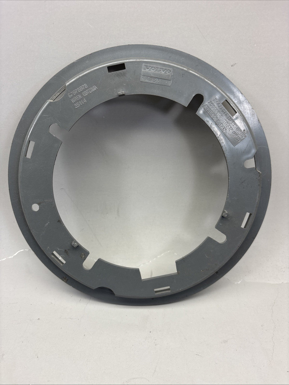 2018-2024 VOLVO VNL 860 FRONT LEFT SIDE SPEAKER COVER BEZEL TRIM 24424948 OEM
