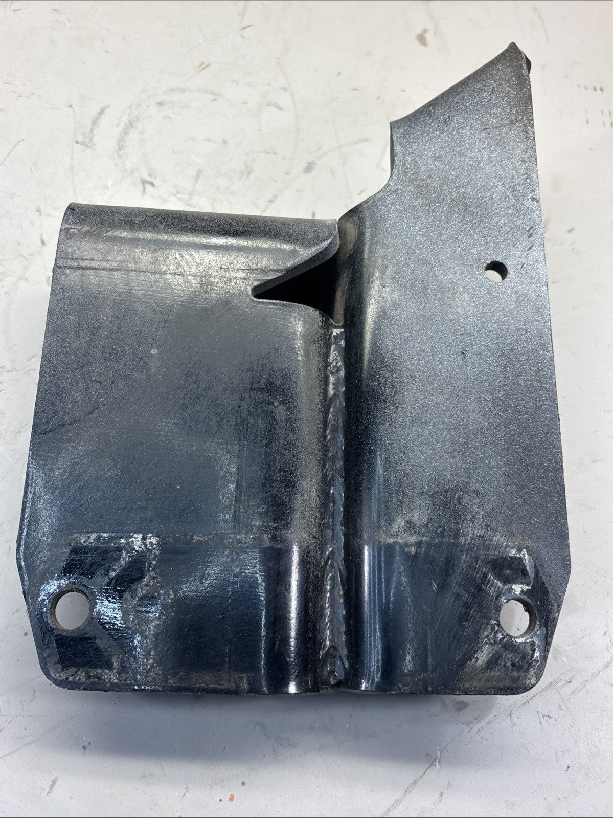 OEM A03-42646-000 MOUNTING BRACKET CASCADIA 2017+ FUEL WATER SEPARATOR STEEL