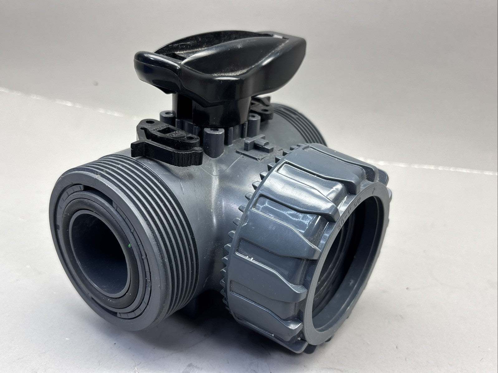 IPEX 50  1" 1/2 TKD 3 WAY TU BALL VALVE PVC AC975706/975693 DUAL BLOCK DN40