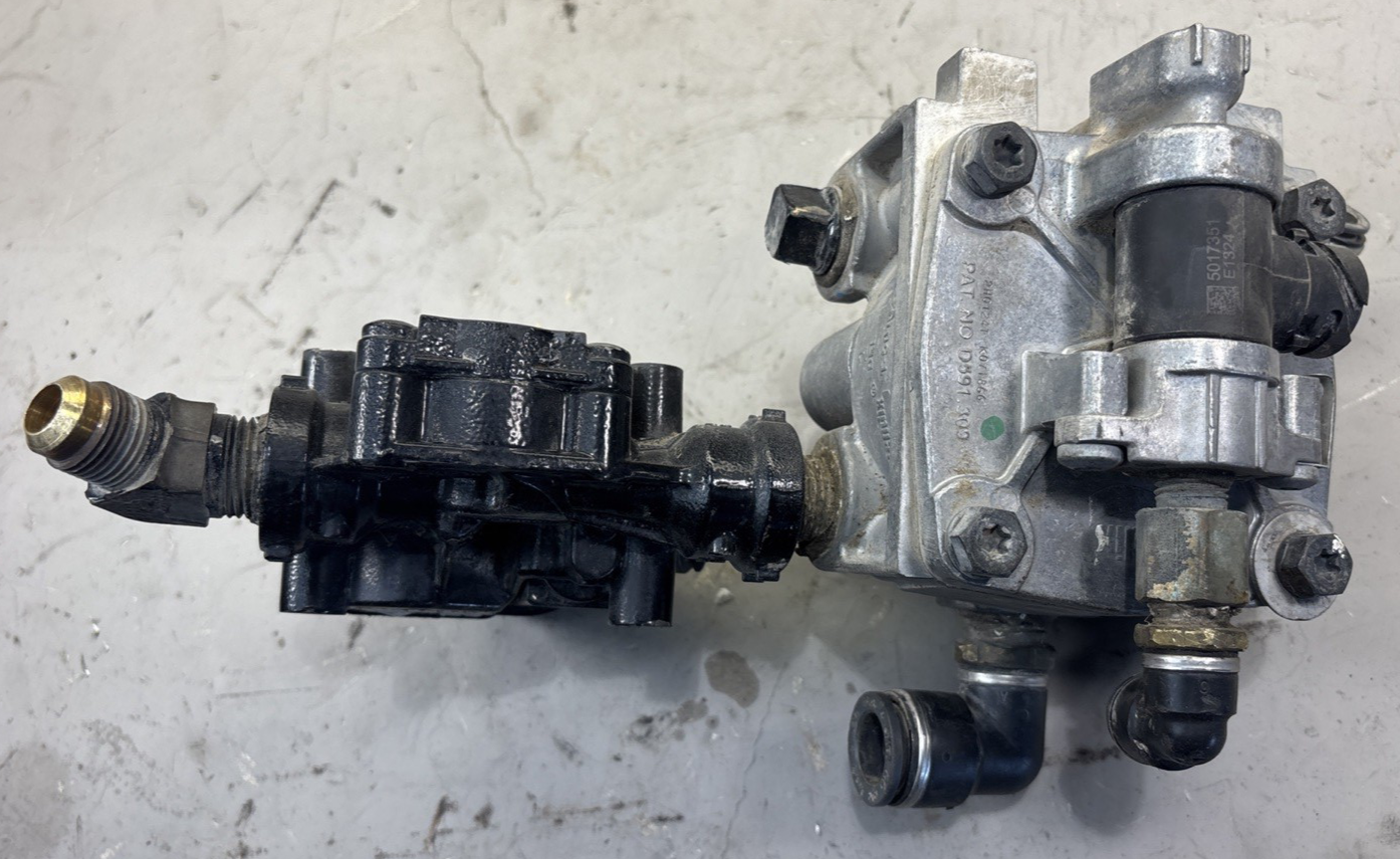 BENDIX ESSEMBLY  VALVE T-5019483 W/ ABS VALVE BENDIX K056040 ABS MODULATOR VALVE