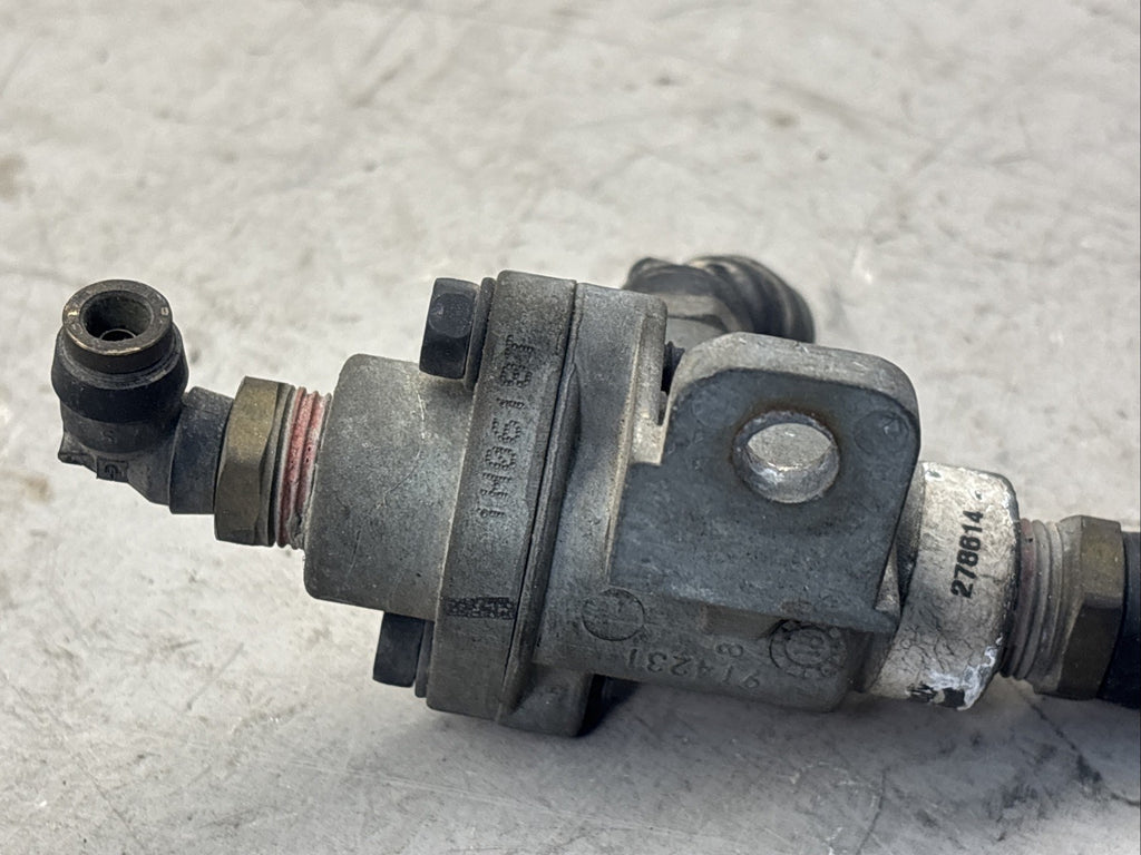 Bendix Double Check Air Brake Valve T-239672-D 5019353 DC-4