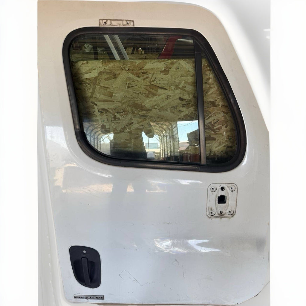 For 2012-2018 FREIGHTLINER CASCADIA DOOR RIGHT ASSEMBLY