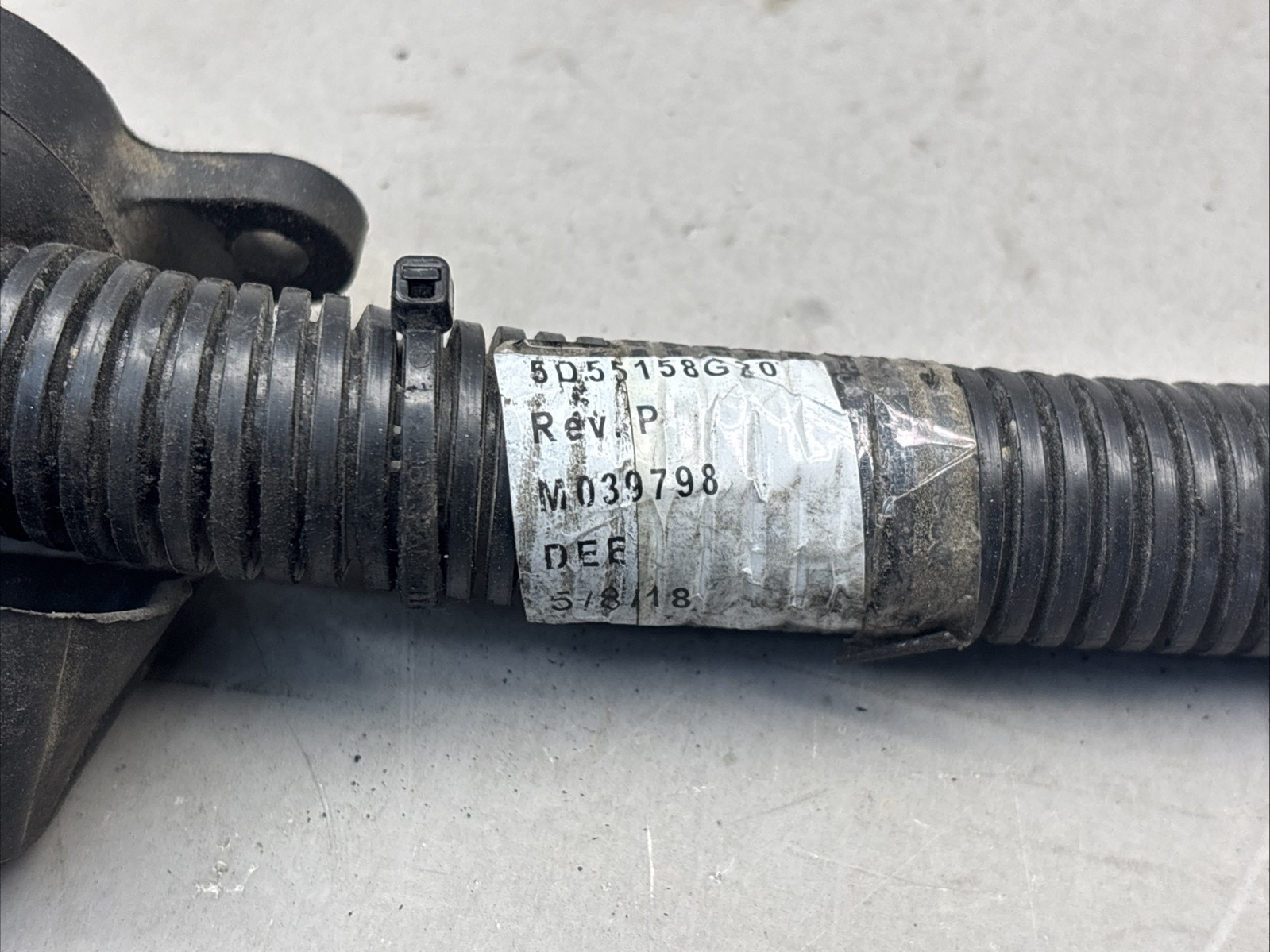 Freightliner Cascadia Positive Battery Cable OEM 5D55158G20 DEE