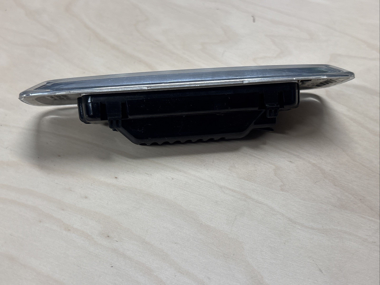 Paccar Peterbilt 579 Sleeper Dome Light  P54-1194-100