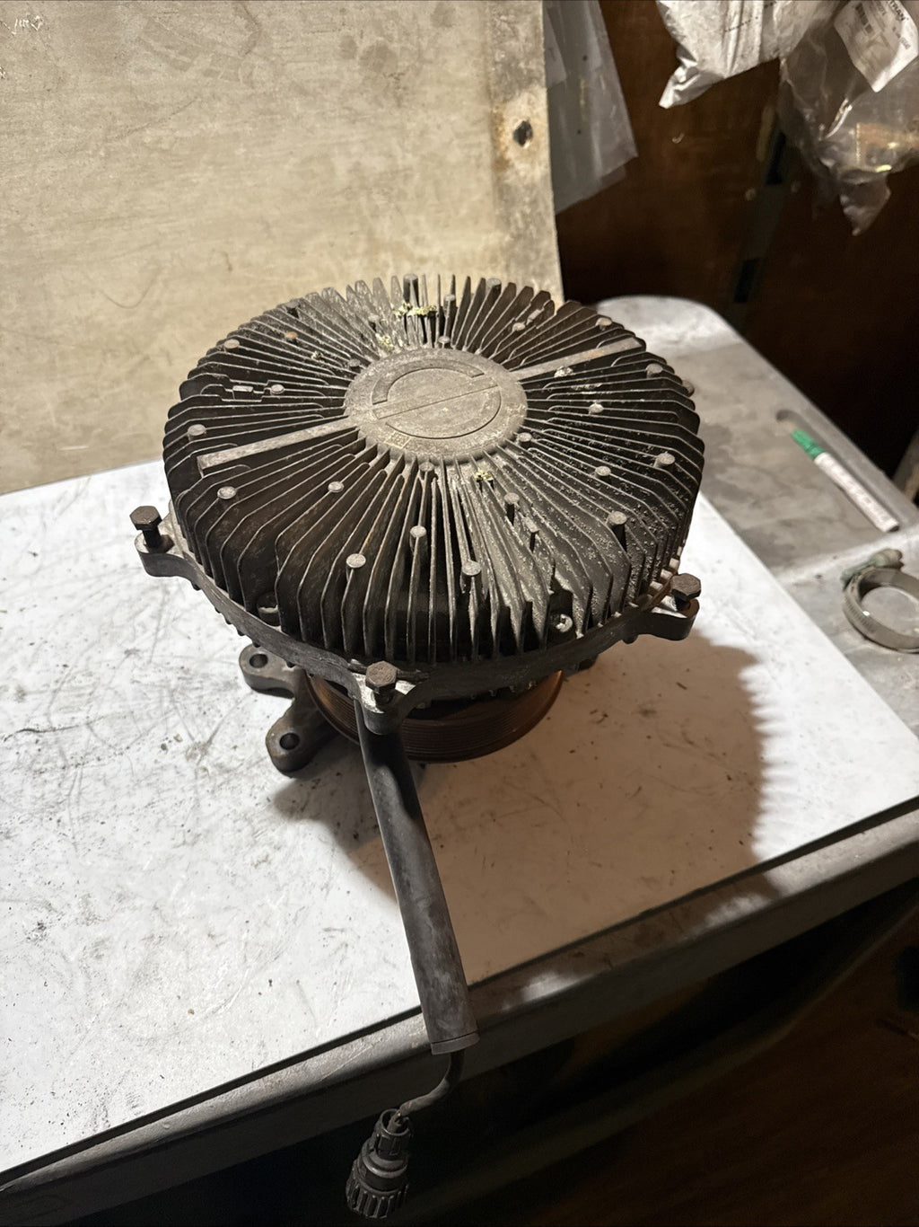 Fan Clutch For Freightliner Cascadia DD13 , DD15  KYS020005483,KYS 020005483
