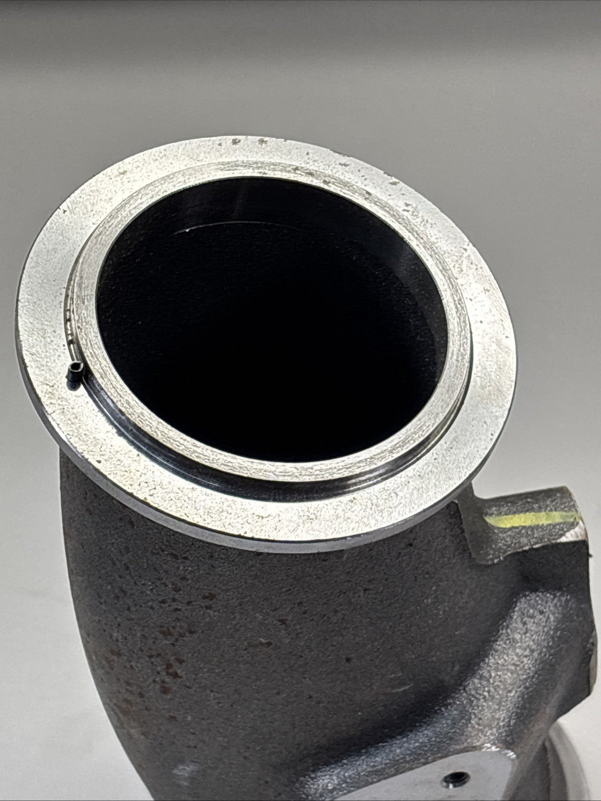 MACK / VOLVO TURBO CONNECTION  P/N: 22388797 / 21404584 / 20998239