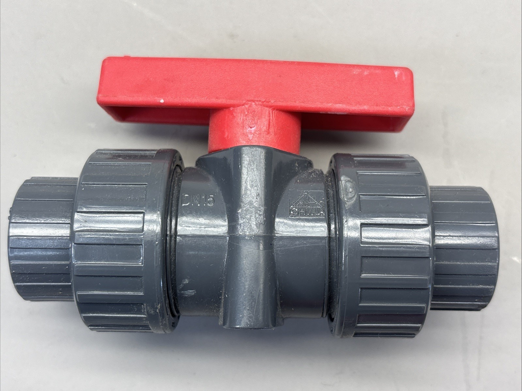 NOS Gray PVC 1/2" True Union Ball Valve Threaded and Socket Fittings PN10 DN15