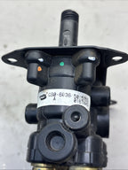 Bendix  Air Brake Dash  Valve G90-6036 WITH AIR PRESSURE SENSOR P2000-5295-1