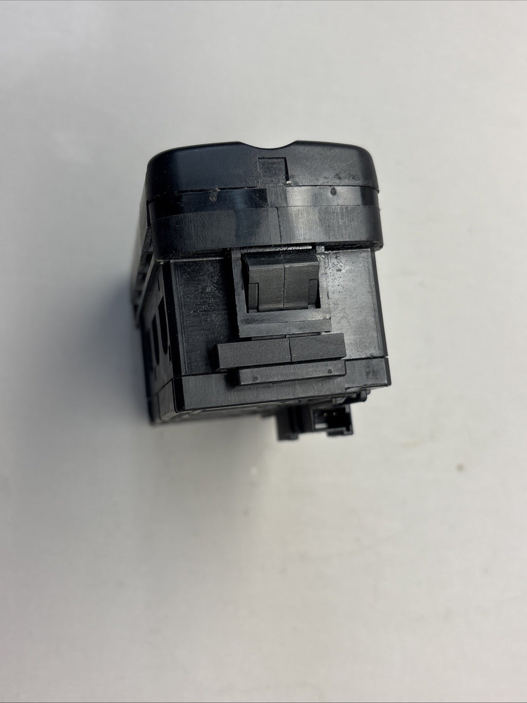Freightliner A06-60973-000 Switch Module W/ Engine Brake 3320.9101