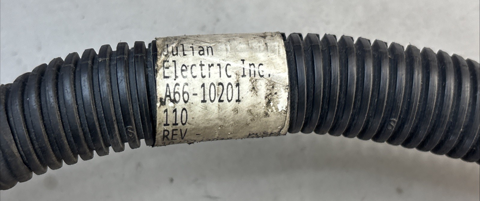 Julian Electric A66-10200 112/A66-10201 110 Jumper Auxiliar Battery Freightliner
