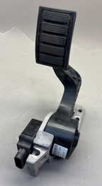 24365445 - VOLVO/MACK ACCELERATOR PEDAL GENUINE